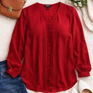 Torrid 2X Red Pintuck Button Front Georgette Blouse NWT